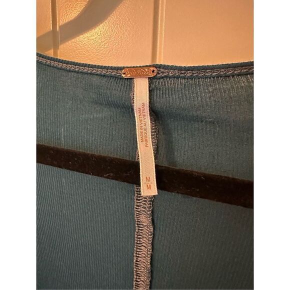 Free People Scoop Neck Oversized Flowy Women’s Top Size M OB476942 - Picture 4 of 8